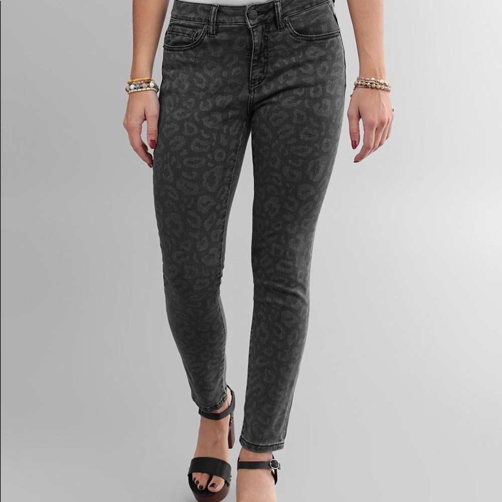 Miss Me leopard print jeans